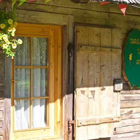 Prázdninový areál Vango Village *