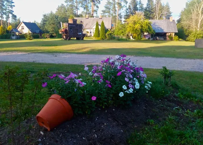 Vango Holiday Village